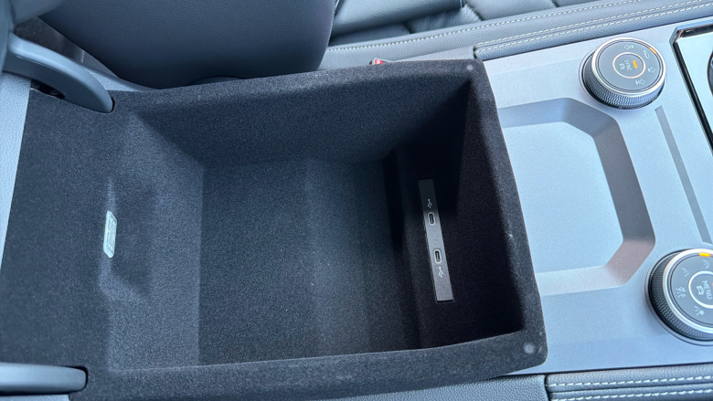 Volkswagen Touareg 3.0 V6 TDI 4Motion 286 Black Edition 5dr Tip Auto Diesel Estate